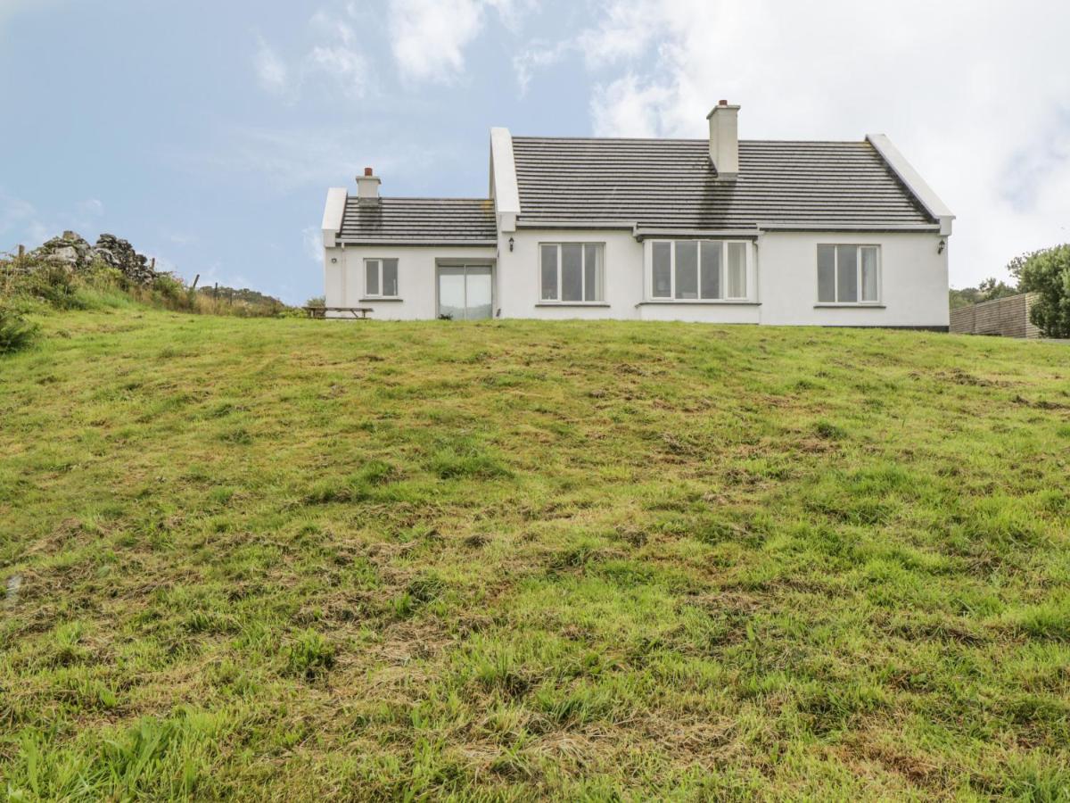 Seaspray Villa Renvyle Bagian luar foto