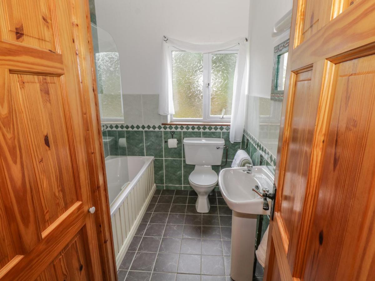 Seaspray Villa Renvyle Bagian luar foto