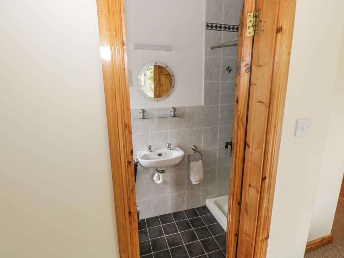 Seaspray Villa Renvyle Bagian luar foto